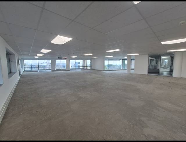 777M² OFFICE TO LET IN WOODMEAD